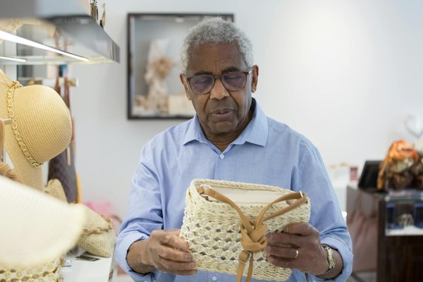 Guide Pratique : Sublimez Votre Élégance avec des Bracelets en Argent pour Compléter Votre Montre