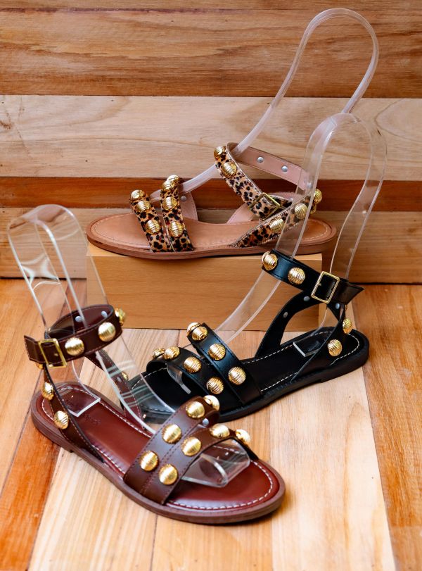 Trouvez des sandales en cuir alliant confort et style